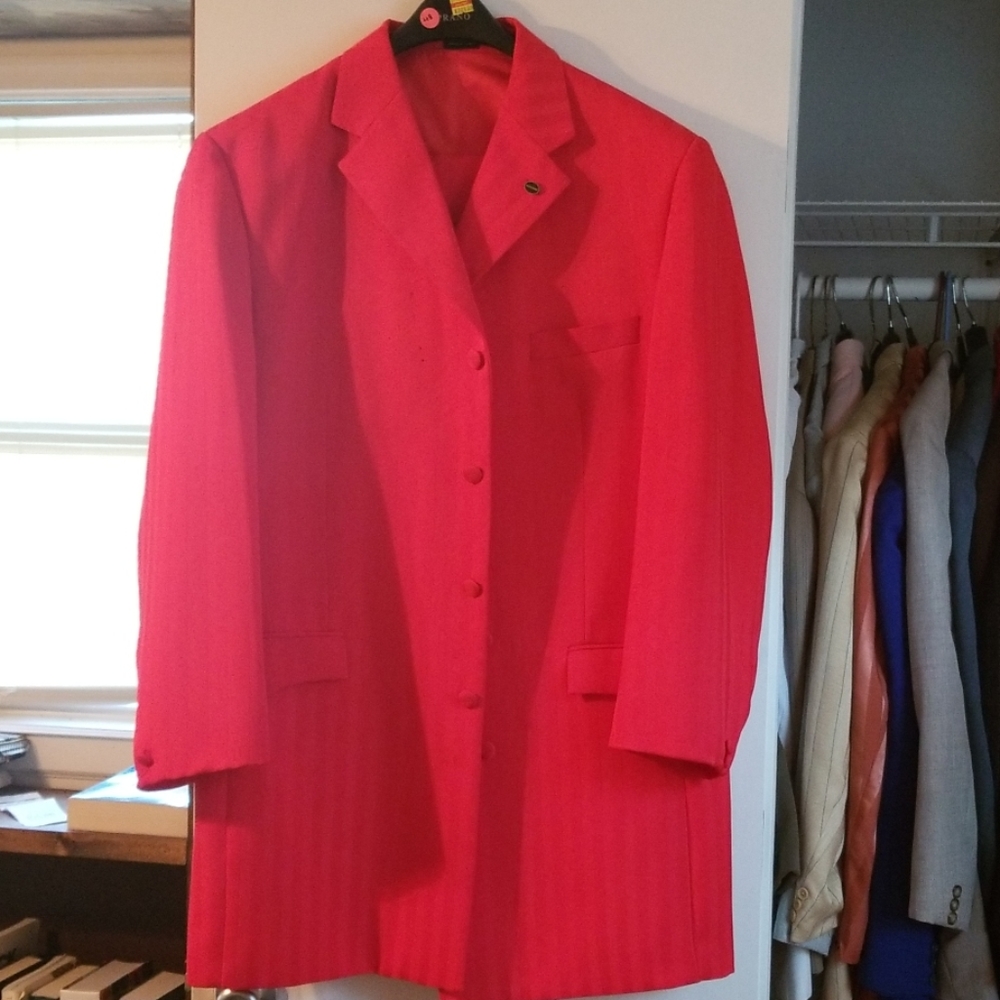 Red 48L Men's Suit